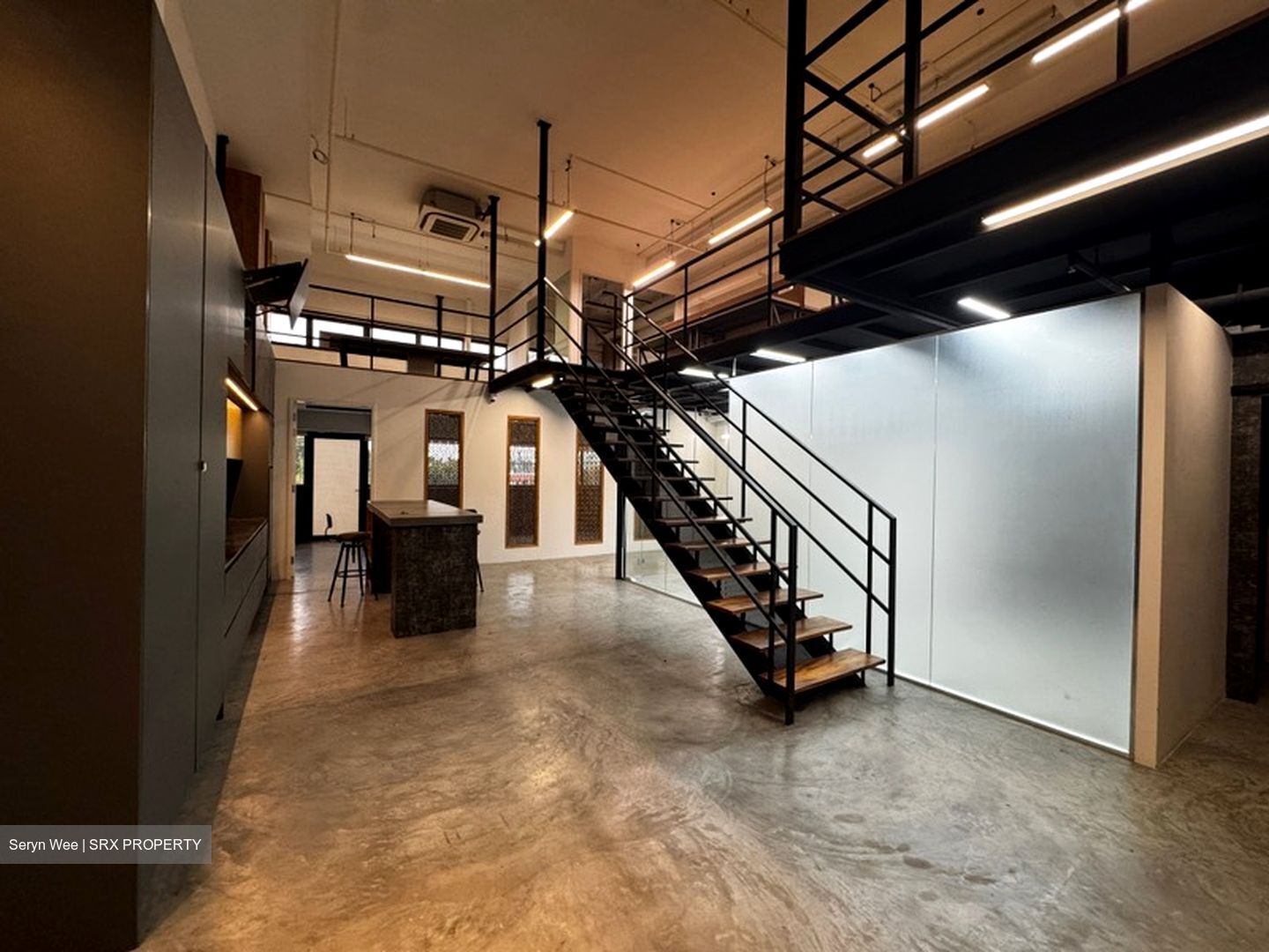 100 Pasir Panjang (D5), Warehouse #535482171